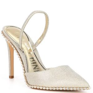 Gianni Bini Kahleaa Evening Rhinestone Trim Halter Back Dress Pumps